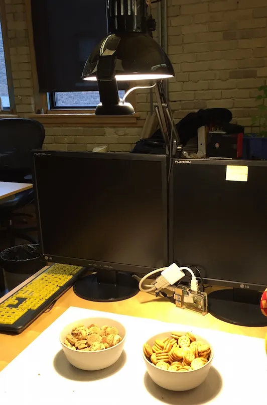 Snackwatcher setup (table + laptop)
